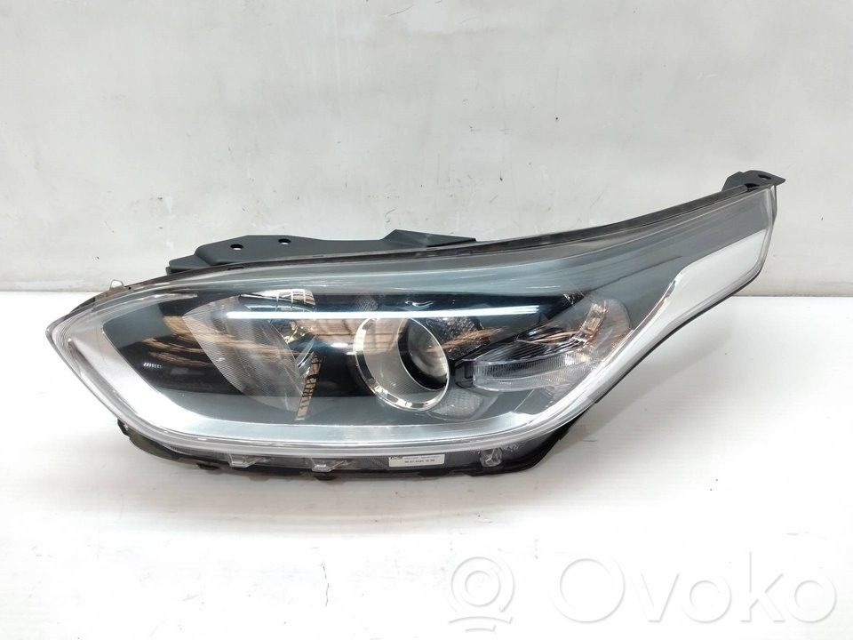KIA Ceed Headlight/headlamp 