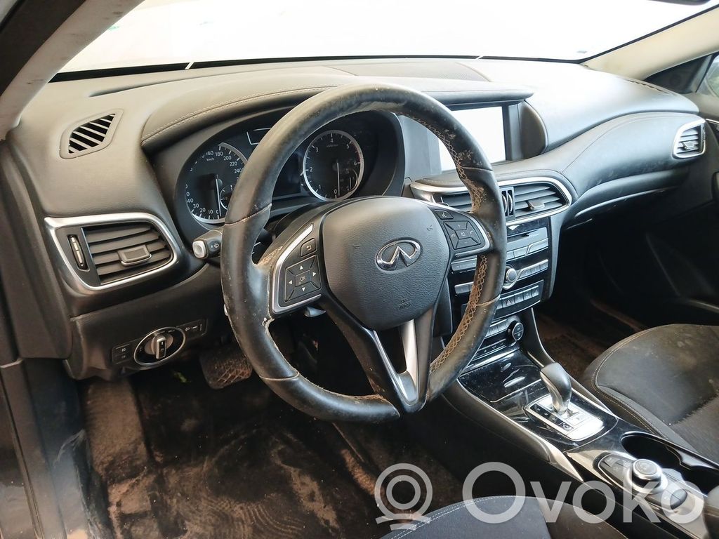 Infiniti QX30 Set airbag