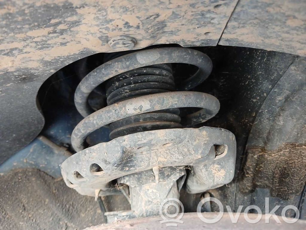 KIA Ceed Ammortizzatore anteriore con molla elicoidale 