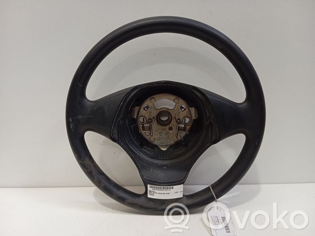 Ohjauspyörä   6771411