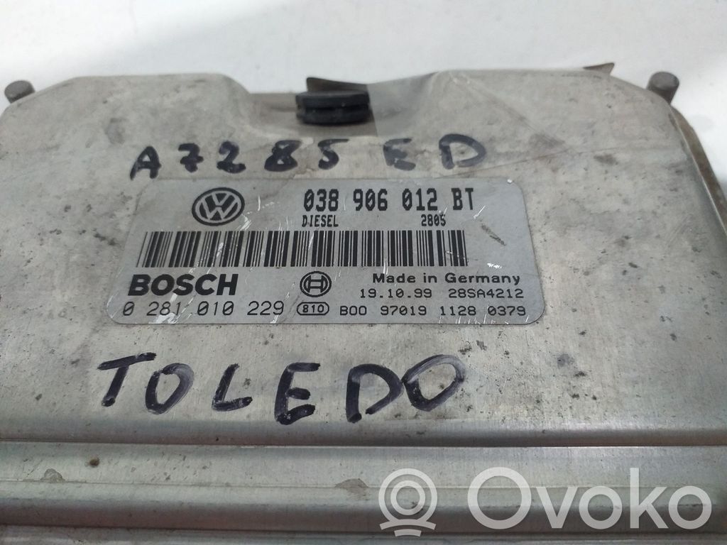 Unidad de control/módulo del motor   038906012BT