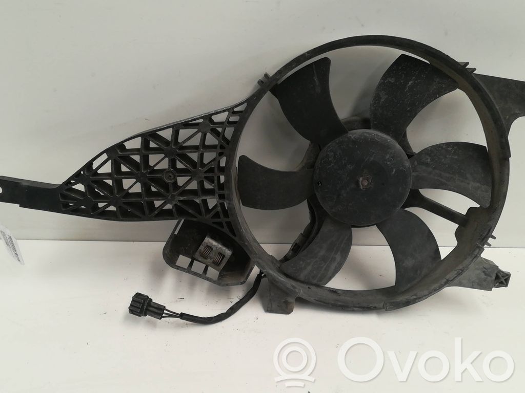 Elektrolüfter   92120EB400