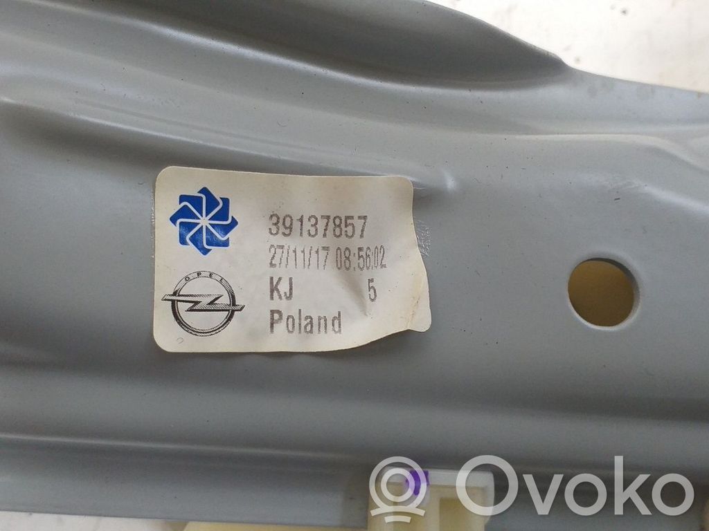 Opel Crossland X Regulador manual de la ventanilla trasera 