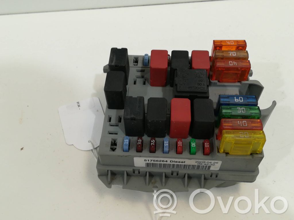 Módulo de fusible   51756264