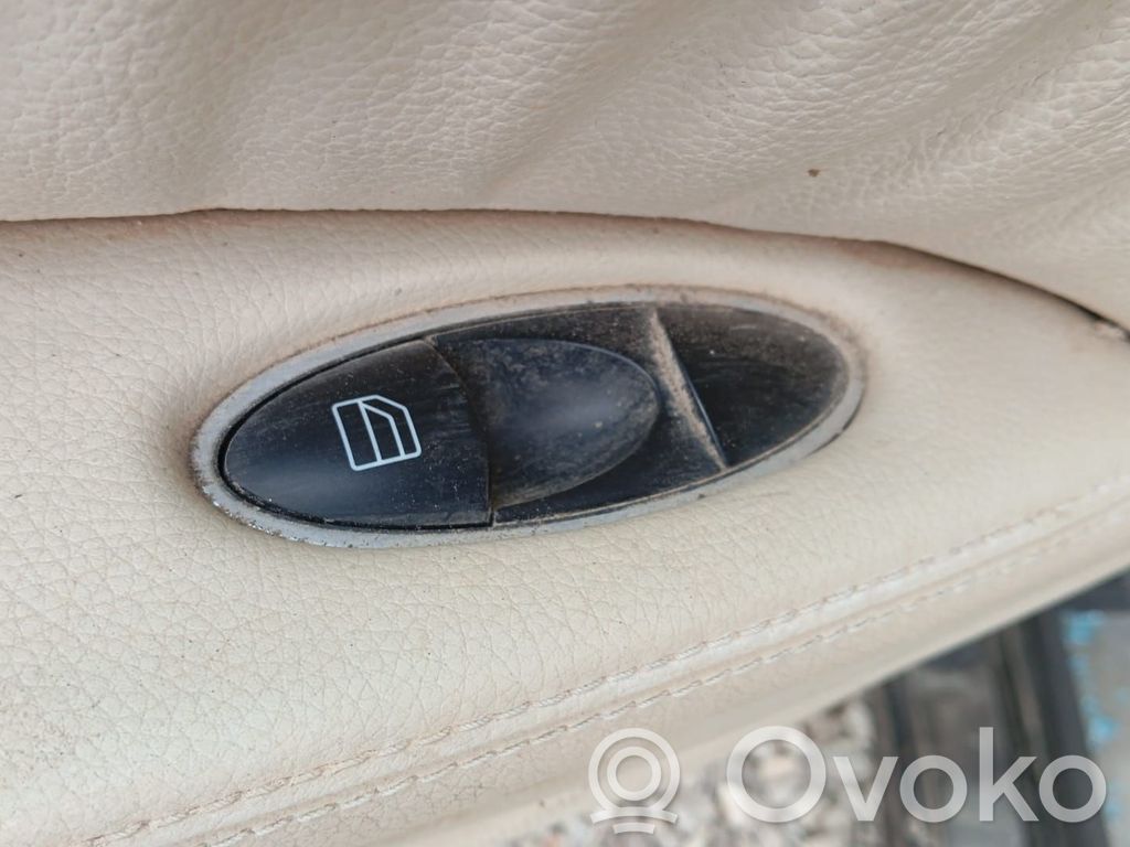 Interruptor del elevalunas eléctrico