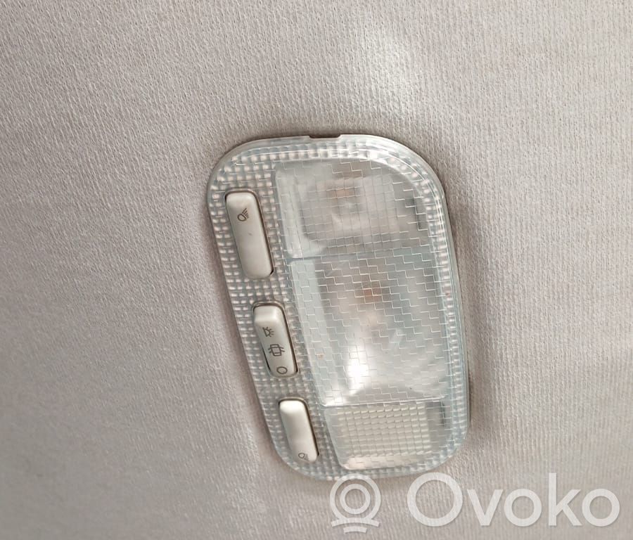 Citroen C3 Éclairage lumière plafonnier avant