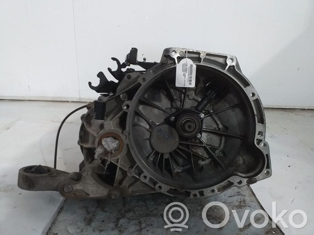 Ford Connect Cutie viteze manuală cu 5 trepte 