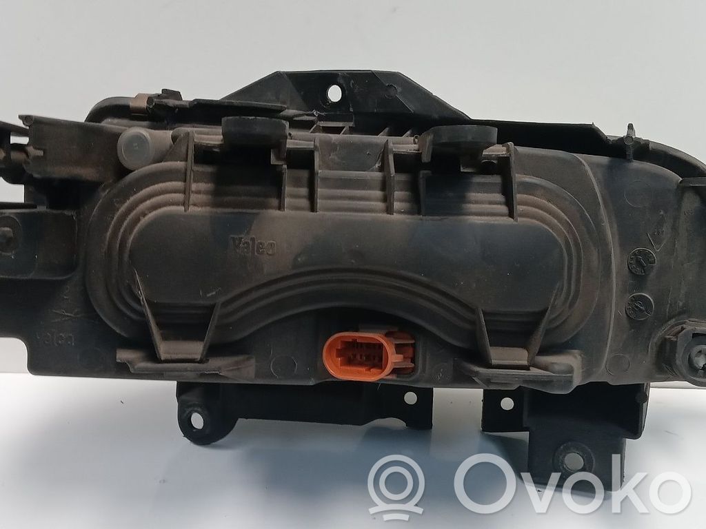 Scheinwerfer   7700820122