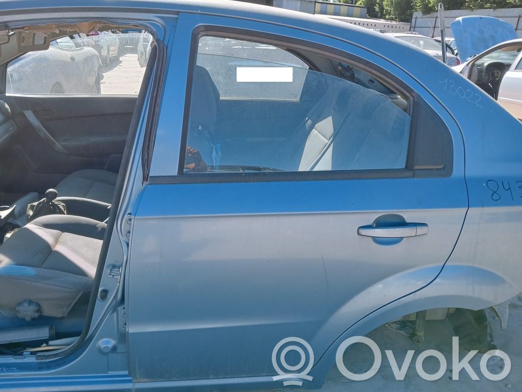 Chevrolet Aveo Alzacristalli manuale della portiera posteriore
