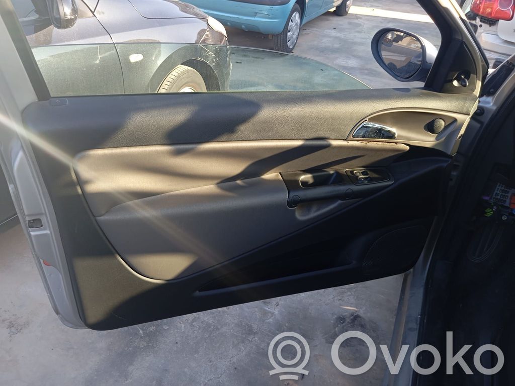 Lancia Ypsilon Macara ușă față cu motor 
