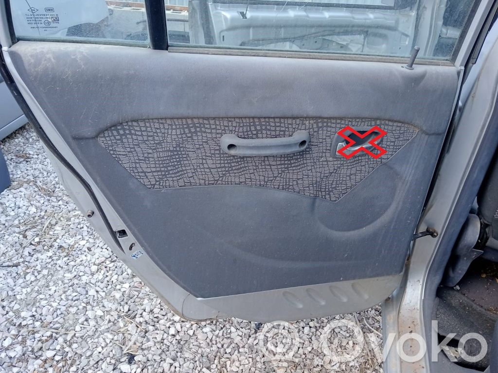 Takaoven verhoilu