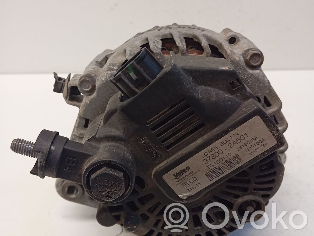 Alternador   373002A601