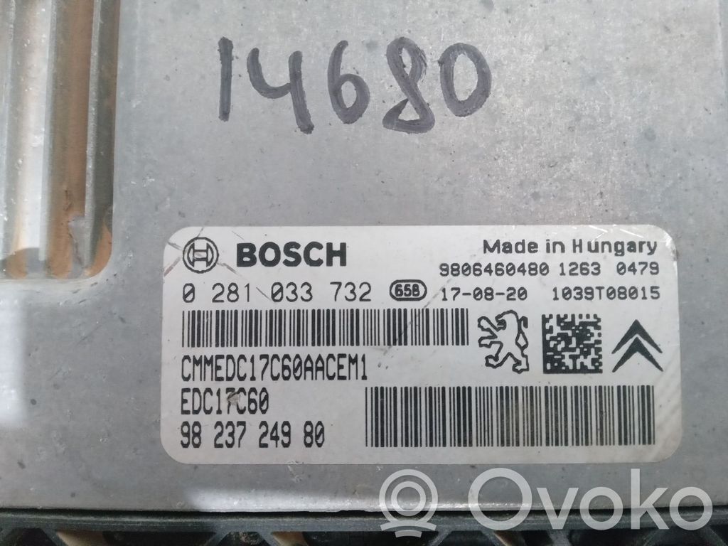 Peugeot 3008 II Engine control unit/module 