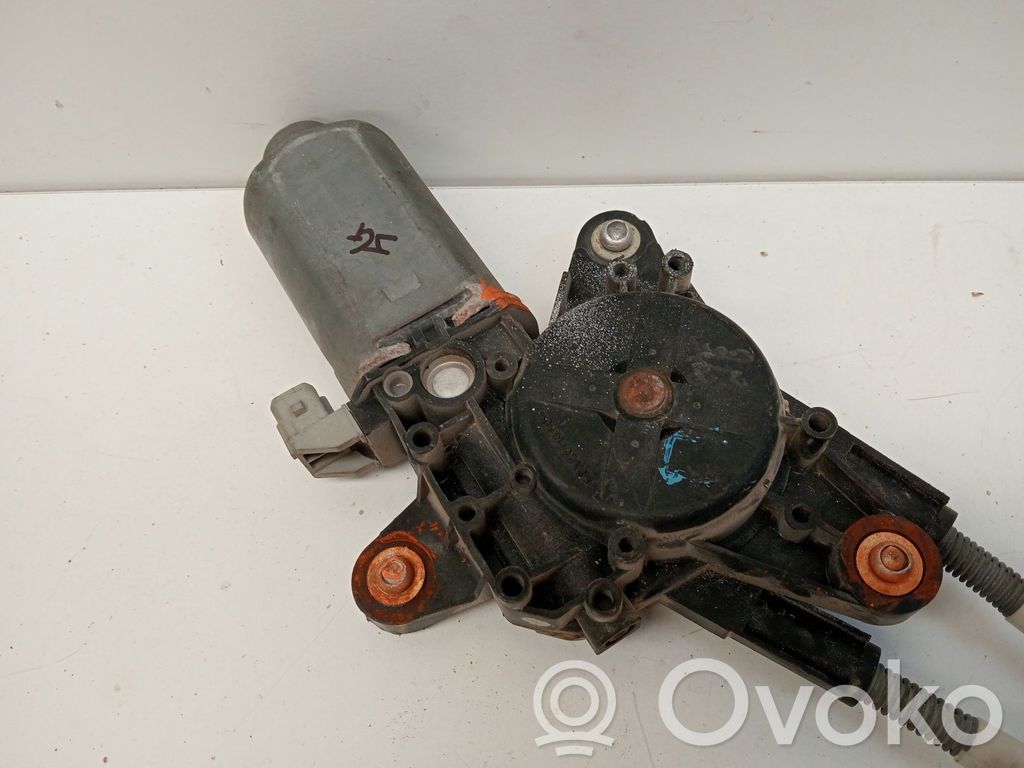 Peugeot 306 Macara ușă față cu motor 