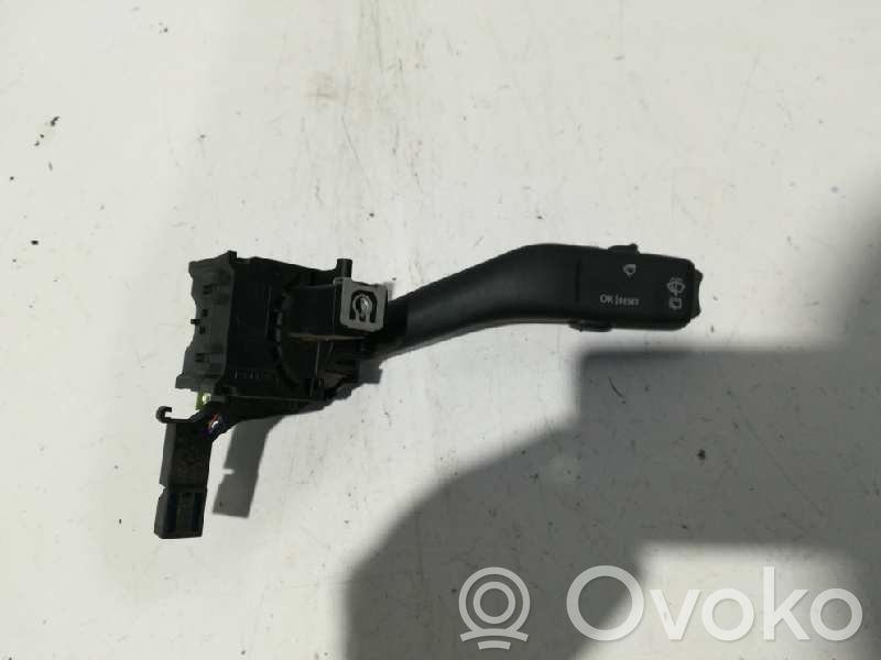 Audi A3 S3 8P Commodo d'essuie-glace