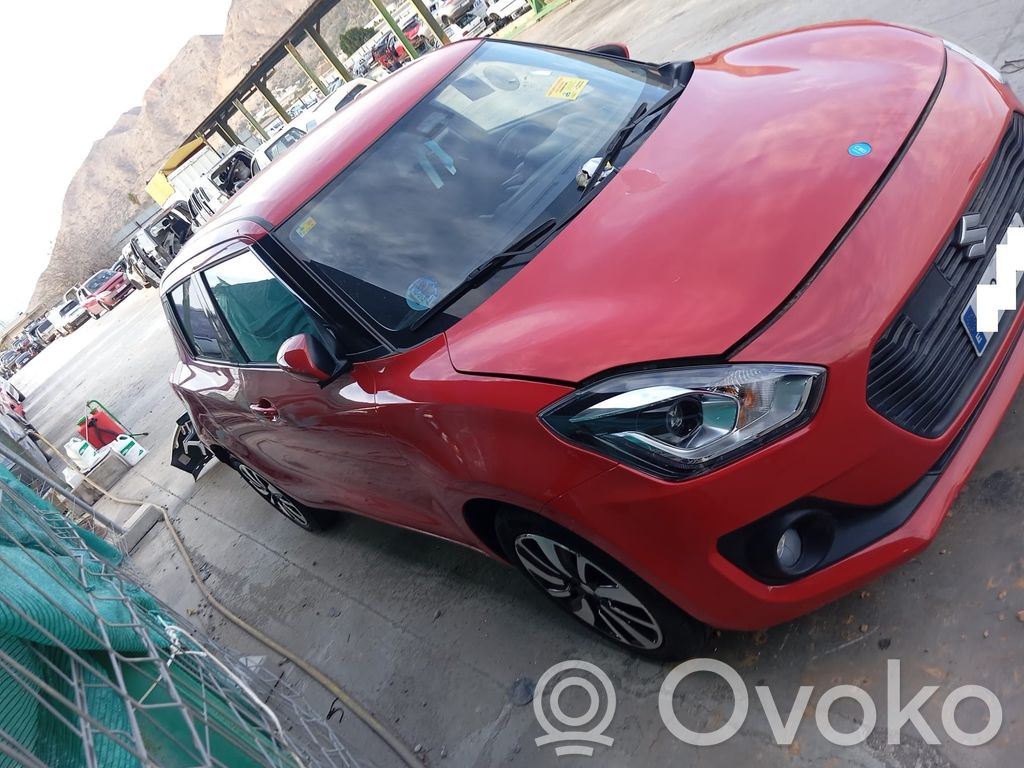 Suzuki Swift III Macara ușă față cu motor 