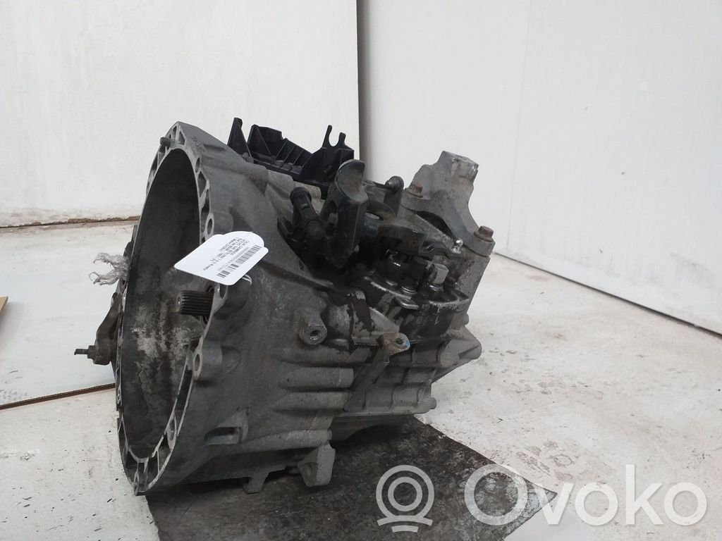 Volvo S40 Manuaalinen 5-portainen vaihdelaatikko