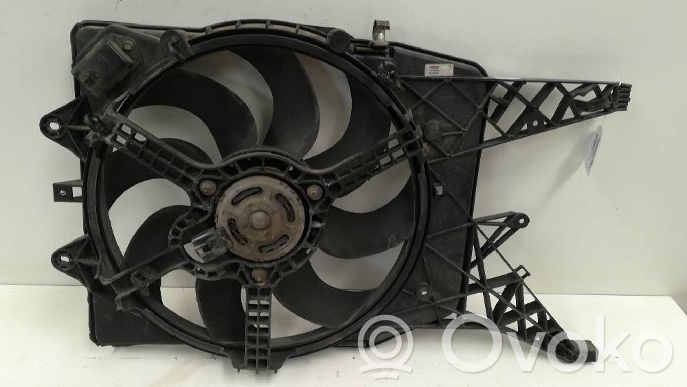 Opel Corsa D Ventilador eléctrico del radiador 