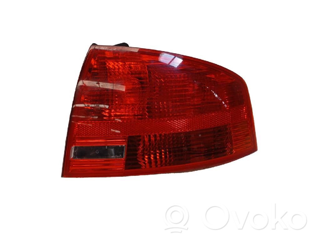 Audi A4 S4 B6 8E 8H Lampa tylna
