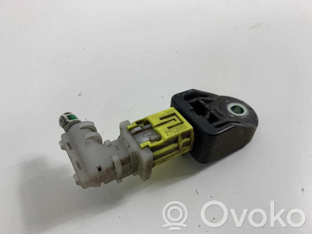 Toyota RAV 4 (XA30) Airbagsensor Crashsensor Drucksensor 