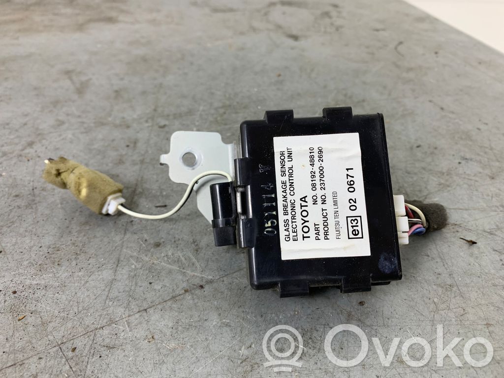 Toyota RAV 4 (XA30) Boîtier module alarme 