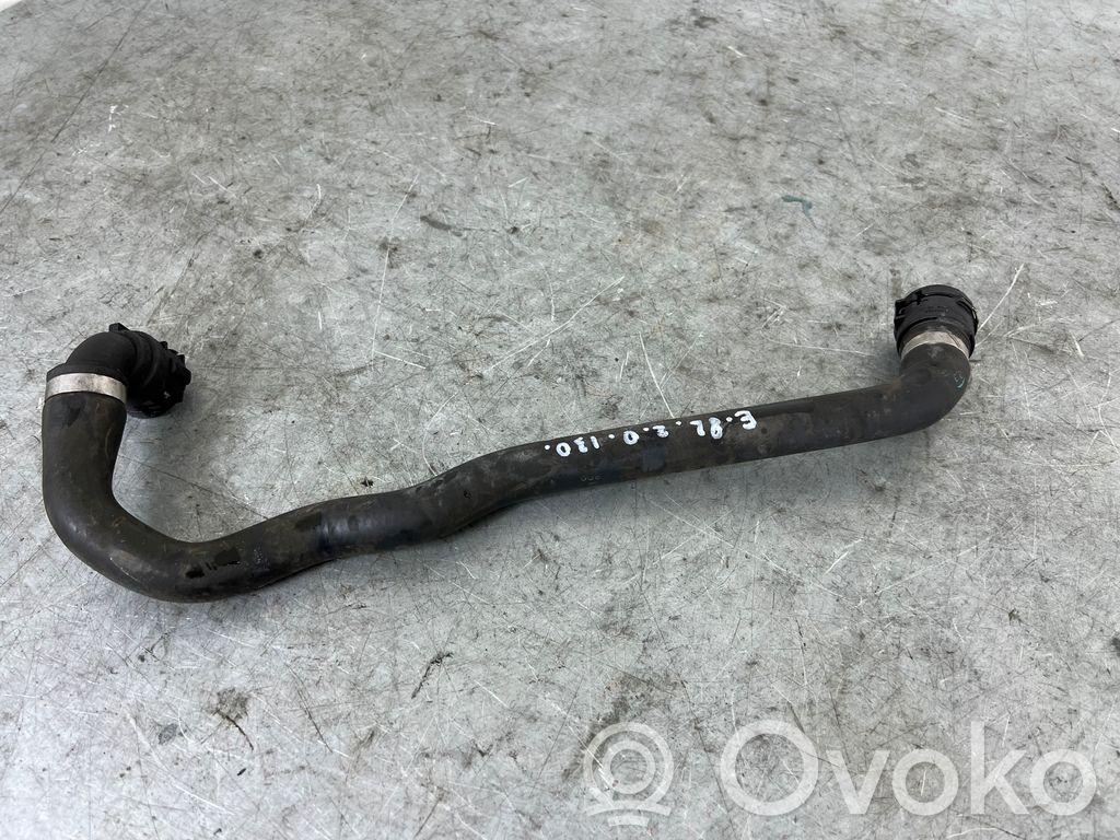BMW 1 E82 E88 Engine coolant pipe/hose 