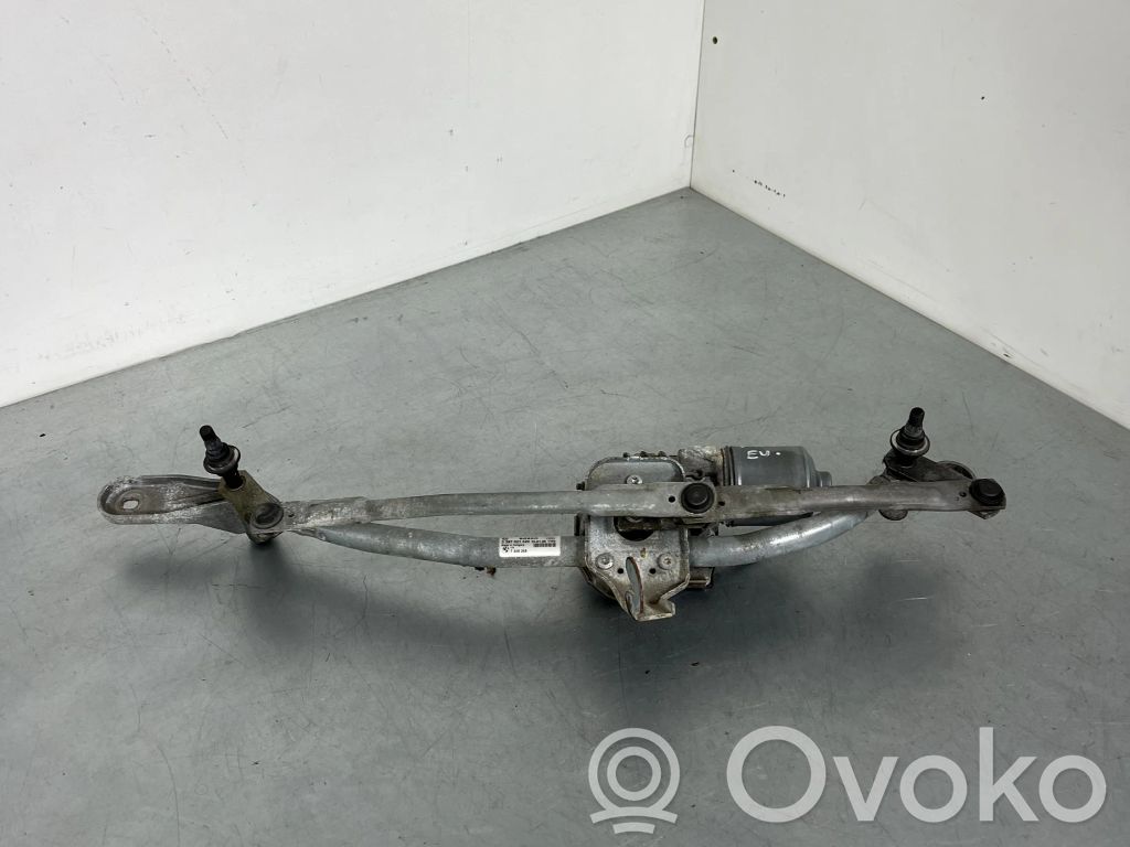 BMW 5 F10 F11 Front wiper linkage and motor 