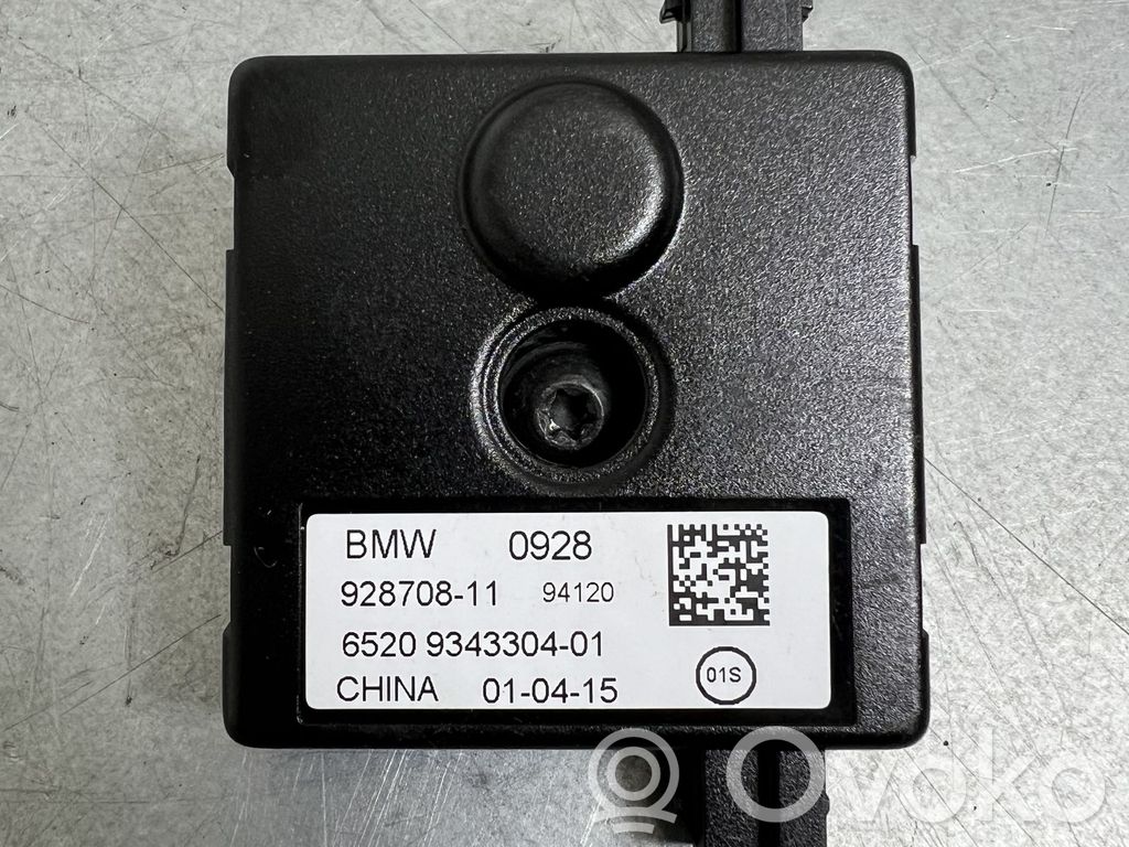 BMW X5 F15 Aerial antenna amplifier 