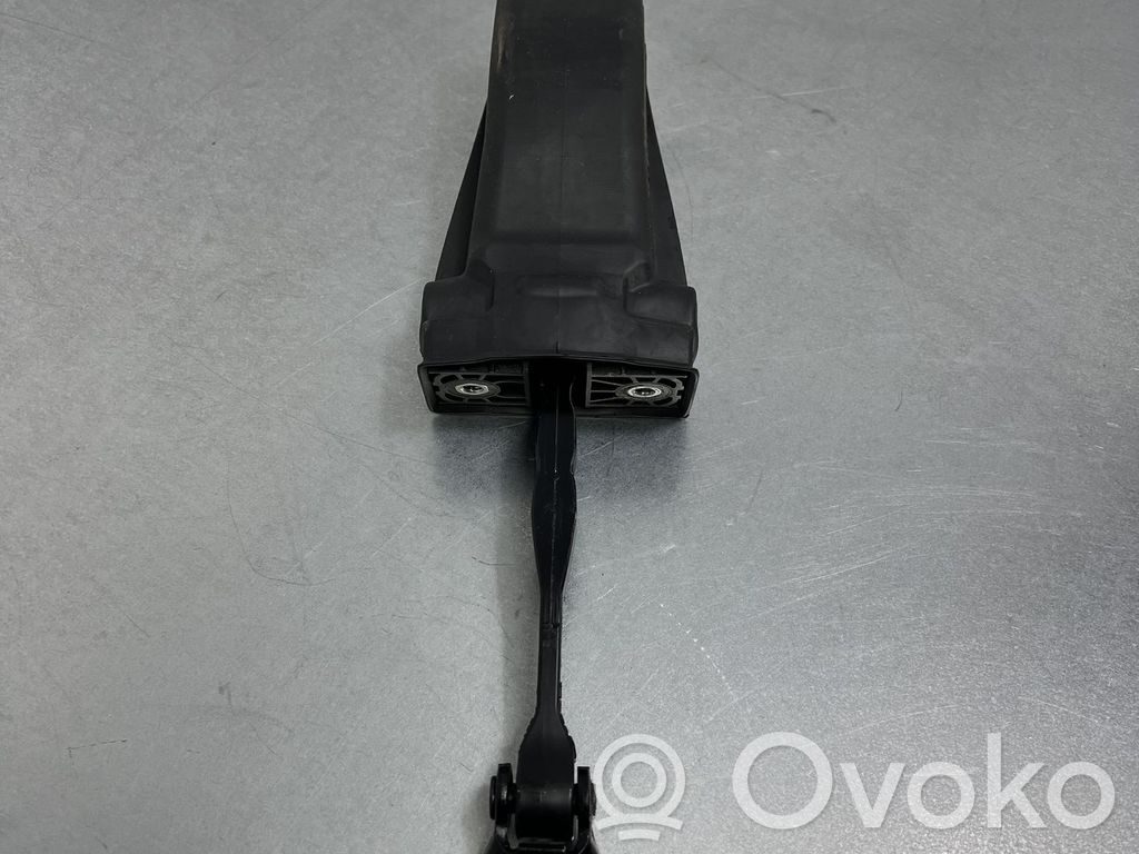 Seat Leon IV Etuoven pidätin 