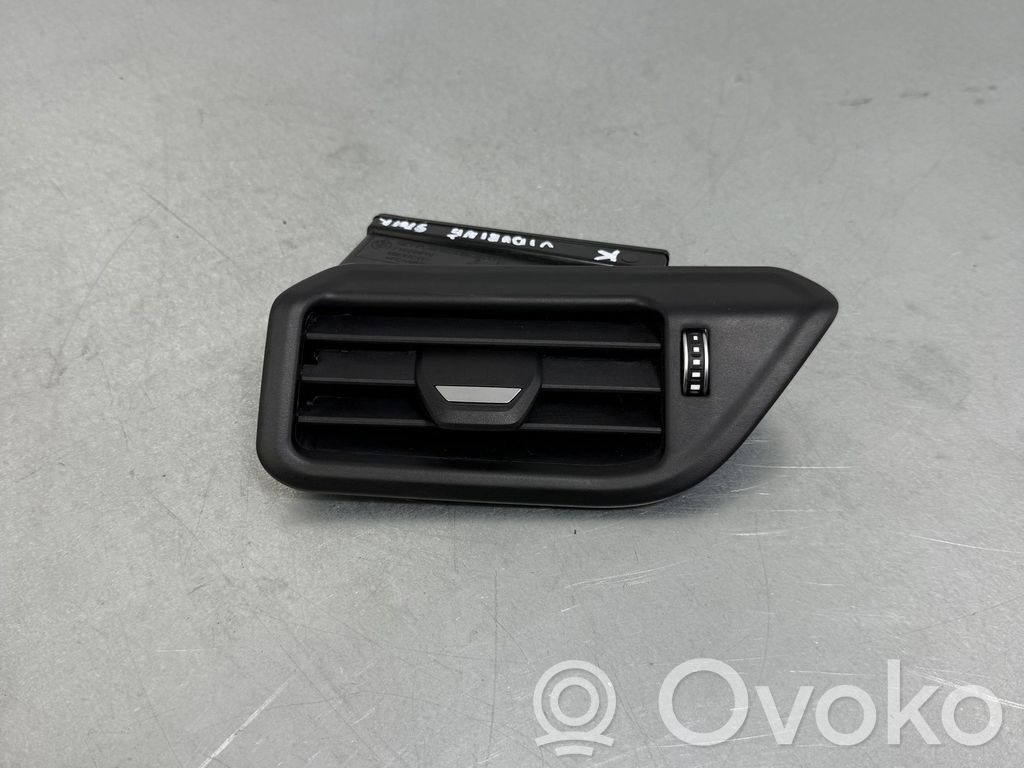 BMW X5 G05 Kojelaudan sivutuuletussuuttimen kehys 