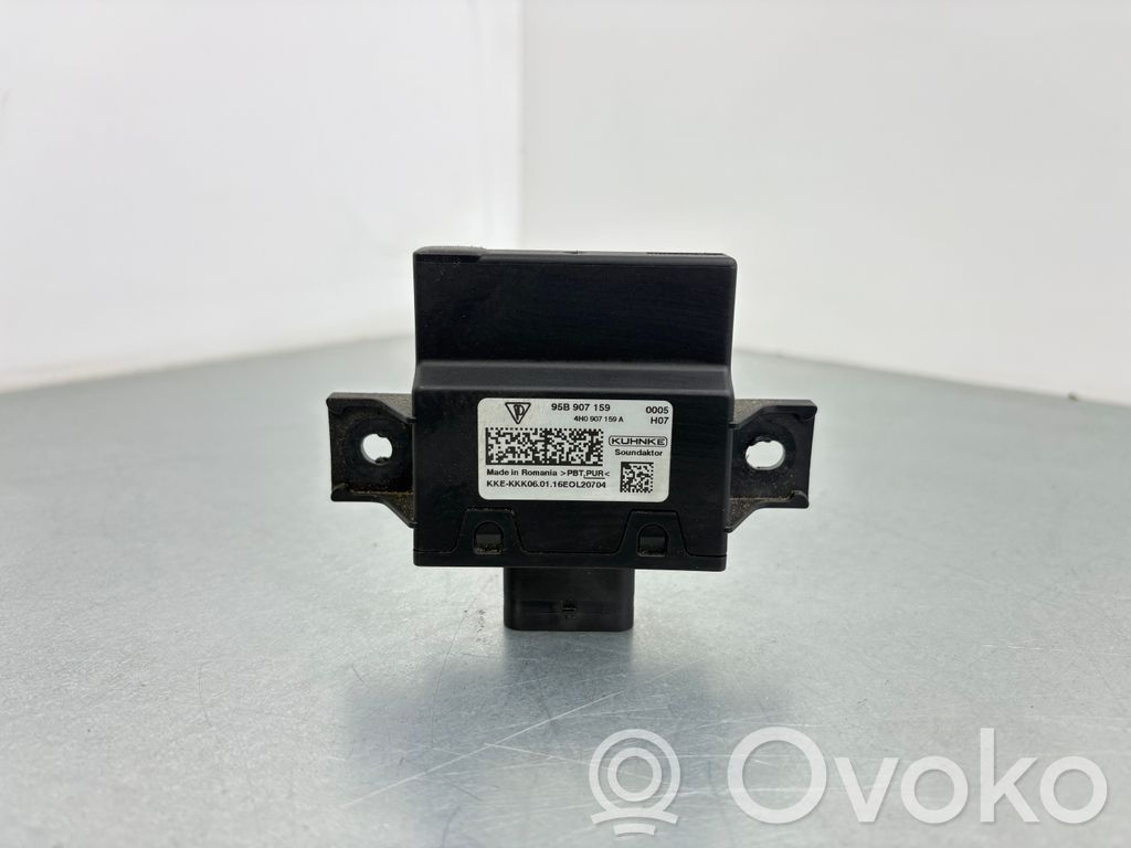 Porsche Macan (95B) Antenna control unit 
