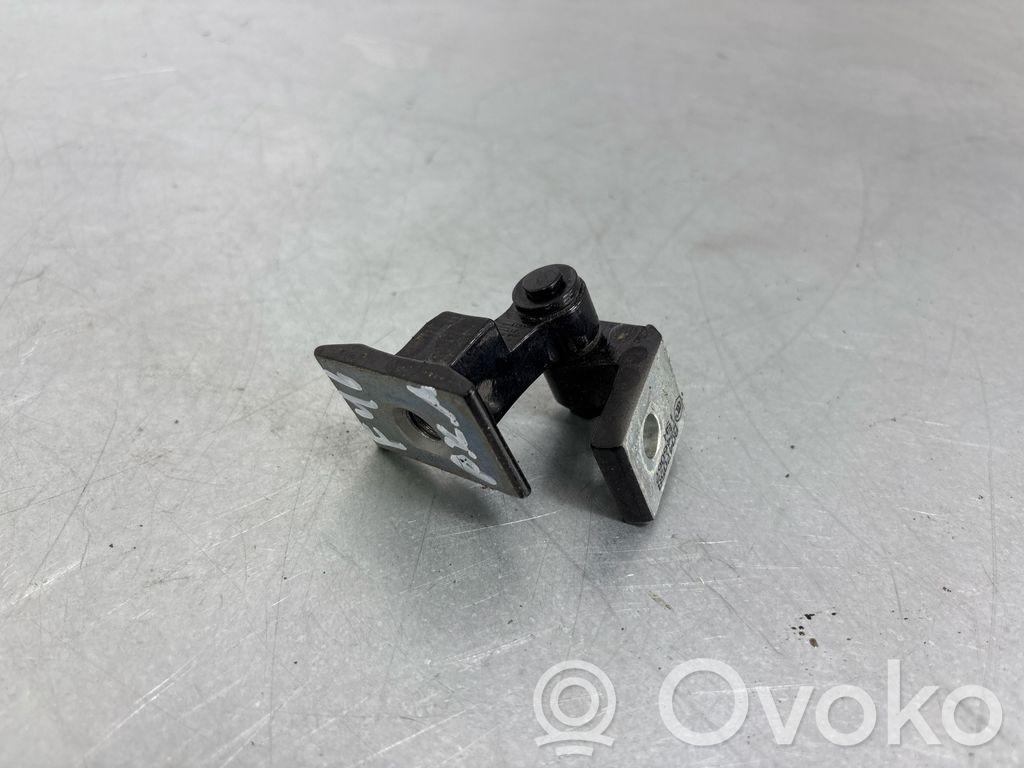 BMW 2 F46 Front door lower hinge 