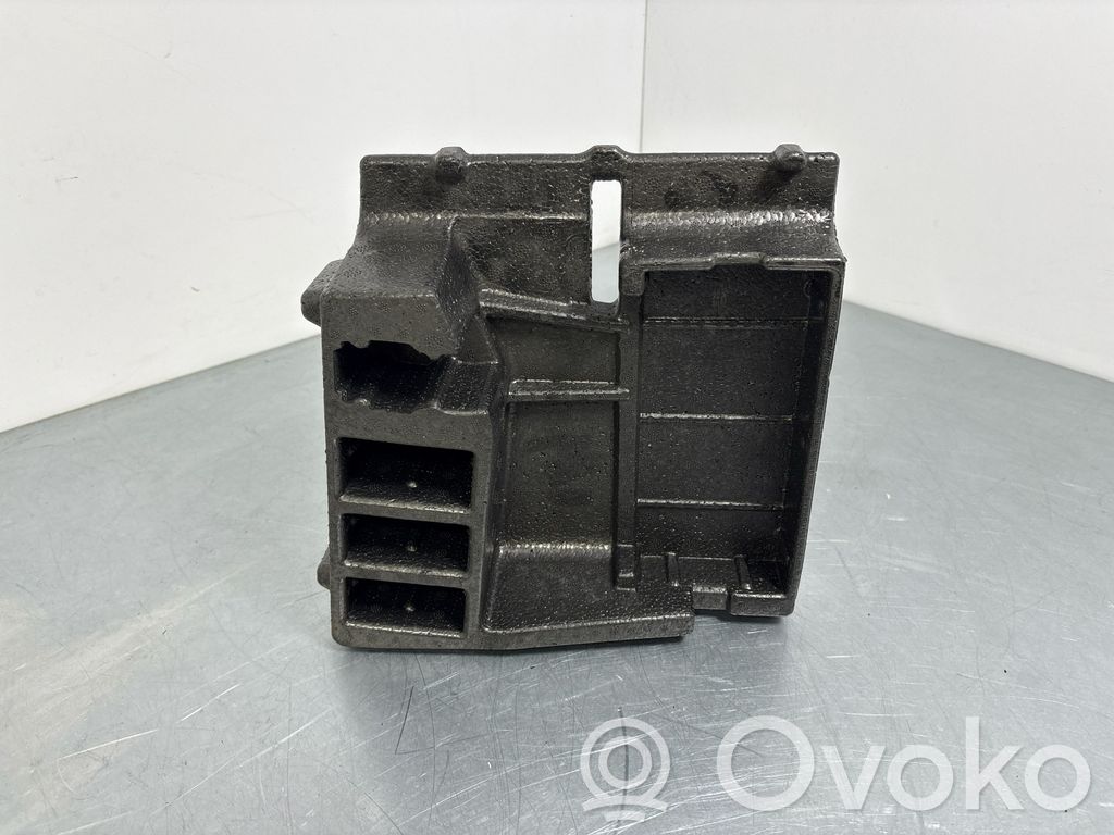 BMW 7 F01 F02 F03 F04 Įrankių daiktadėžė 