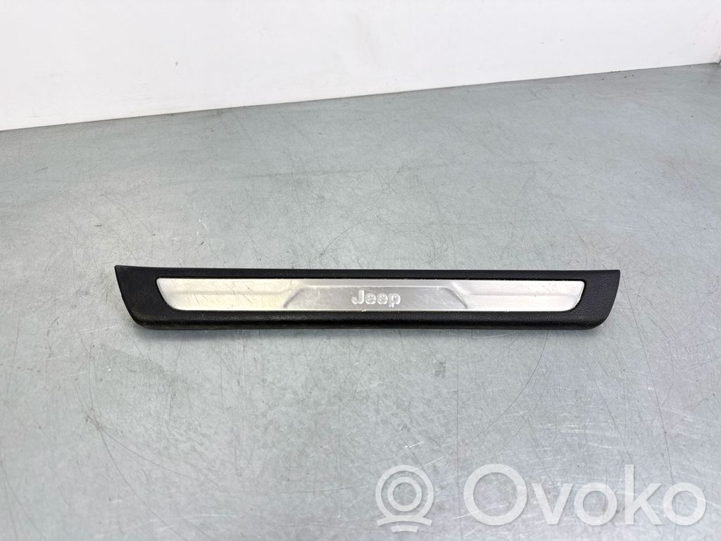 Jeep Grand Cherokee Capac prag față 