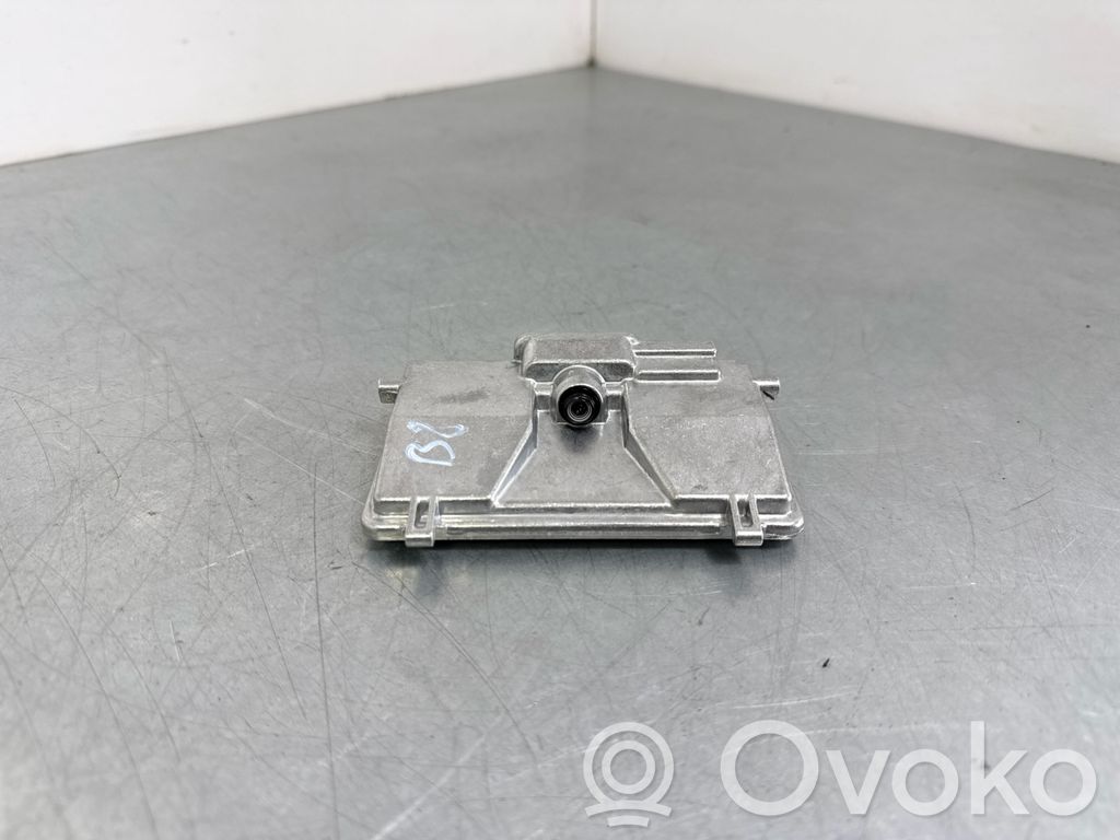 Volkswagen PASSAT B8 Windshield/windscreen camera 