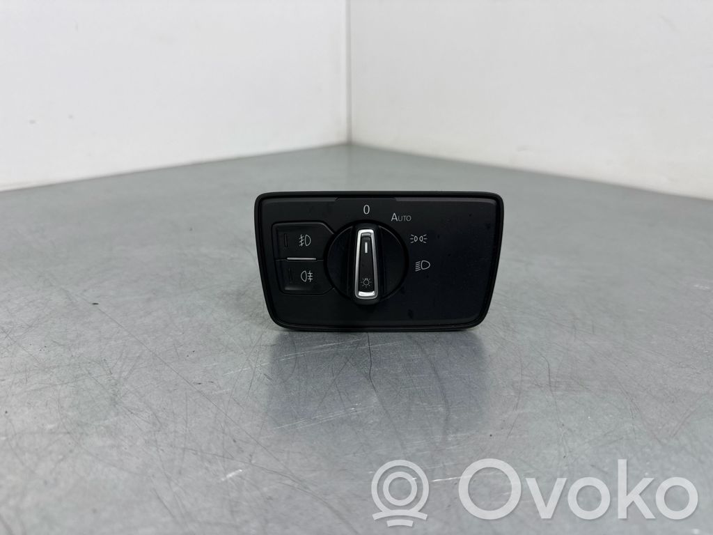Volkswagen PASSAT B8 Light switch 