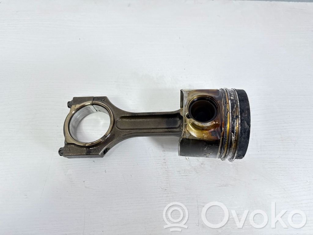 BMW 7 F01 F02 F03 F04 Virzulis (-i) 