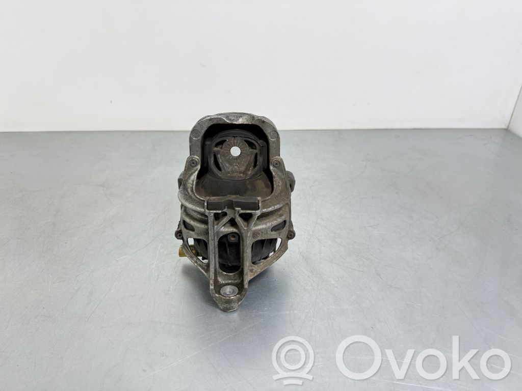 Audi Q7 4M Engine mount bracket 