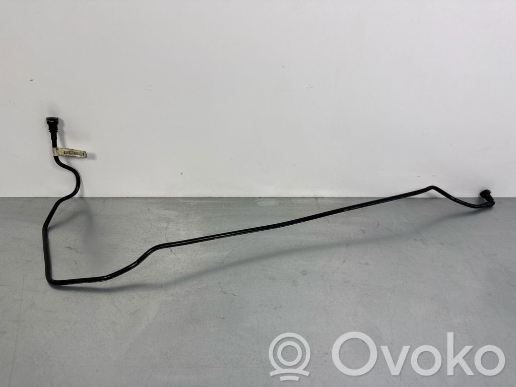 Polttoaineputki   HK839289AC