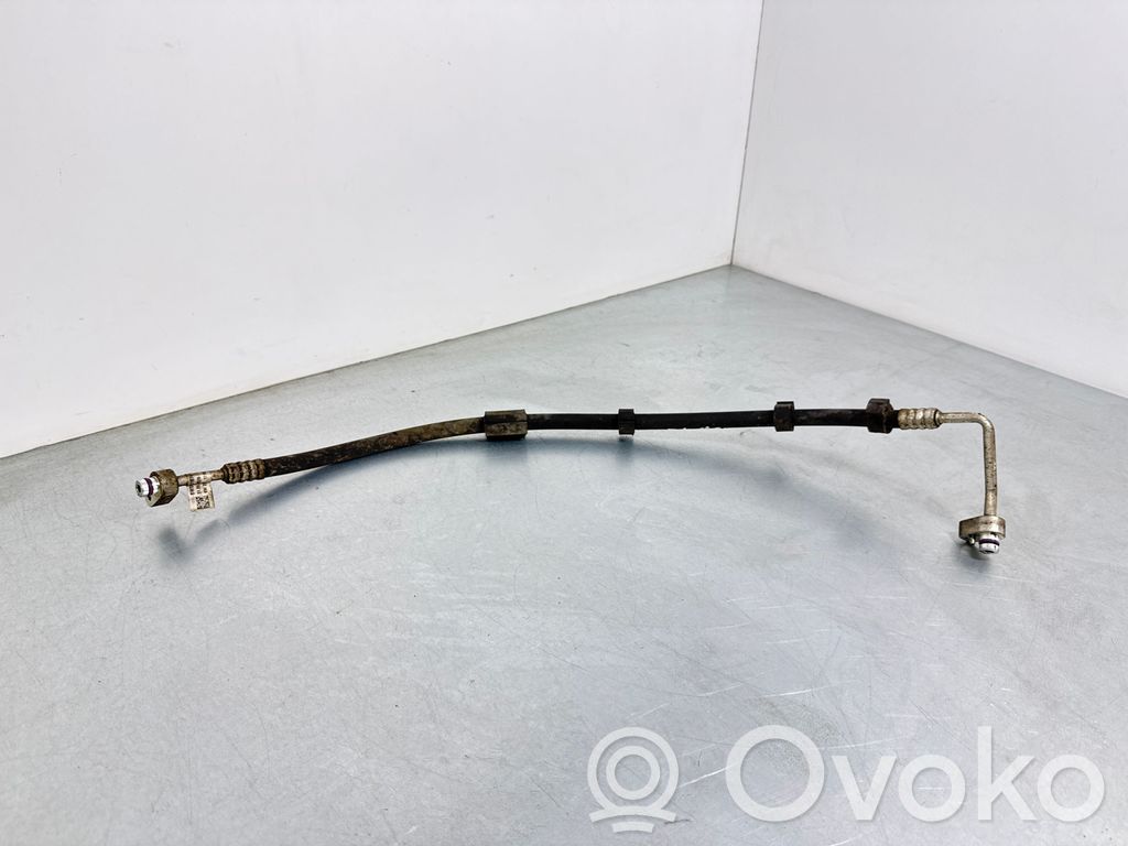 Audi A4 S4 B9 Ilmastointilaitteen putki (A/C) 