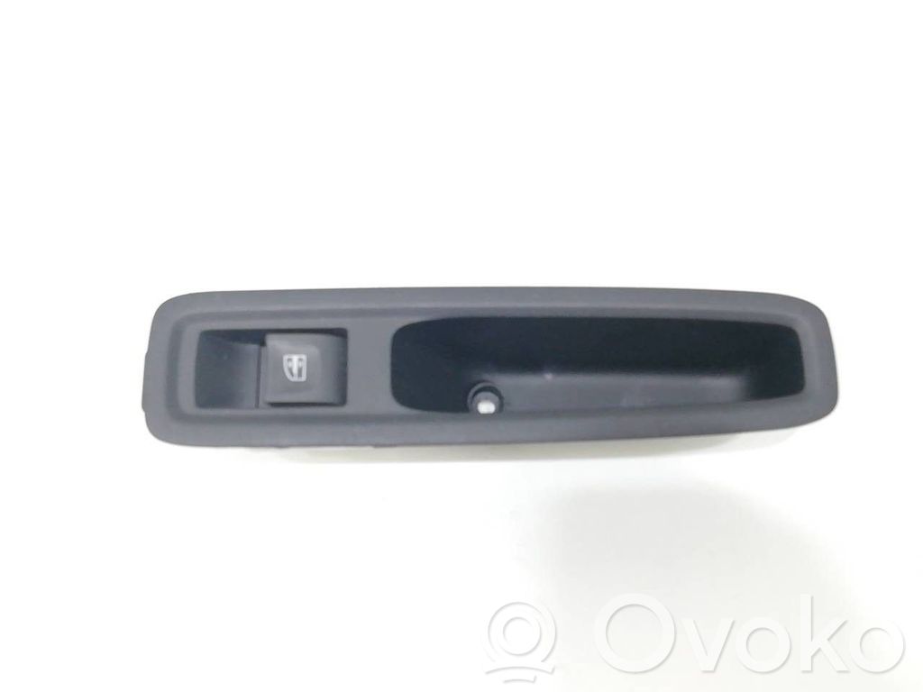 Renault Sandero I Electric window control switch 