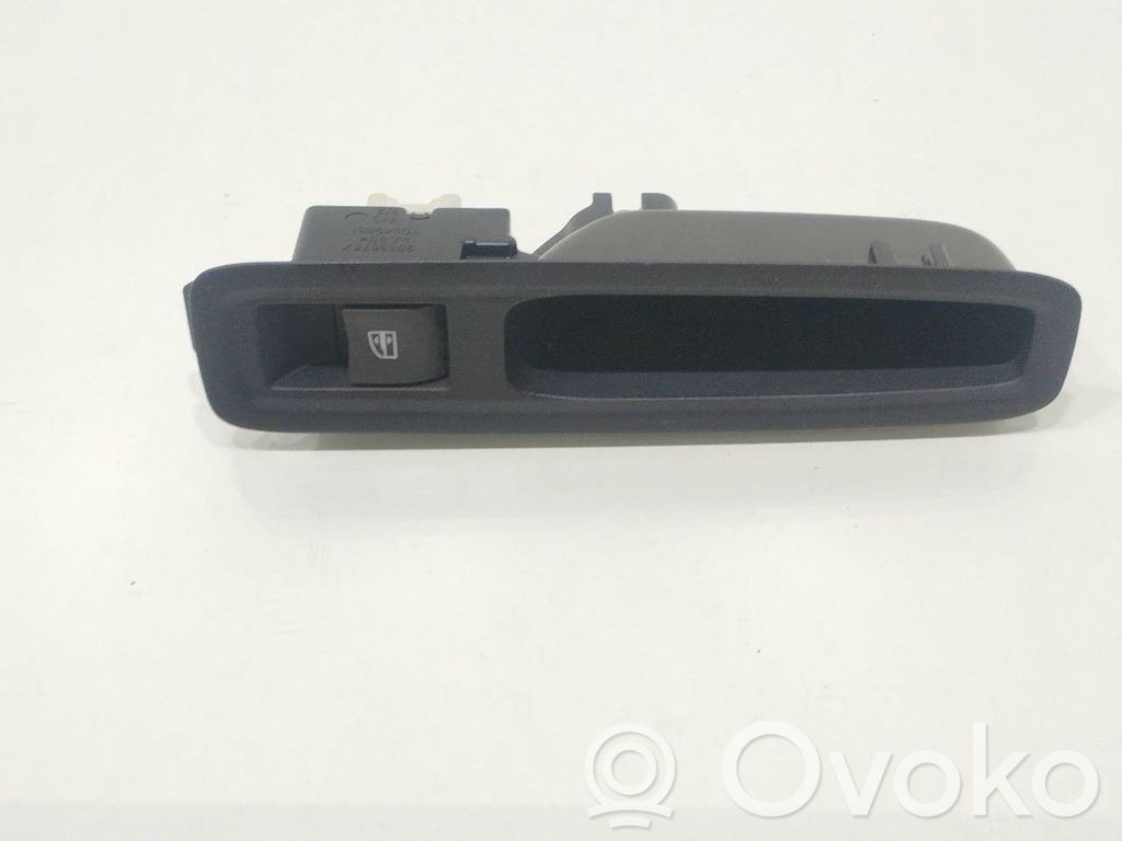 Renault Sandero I Electric window control switch 