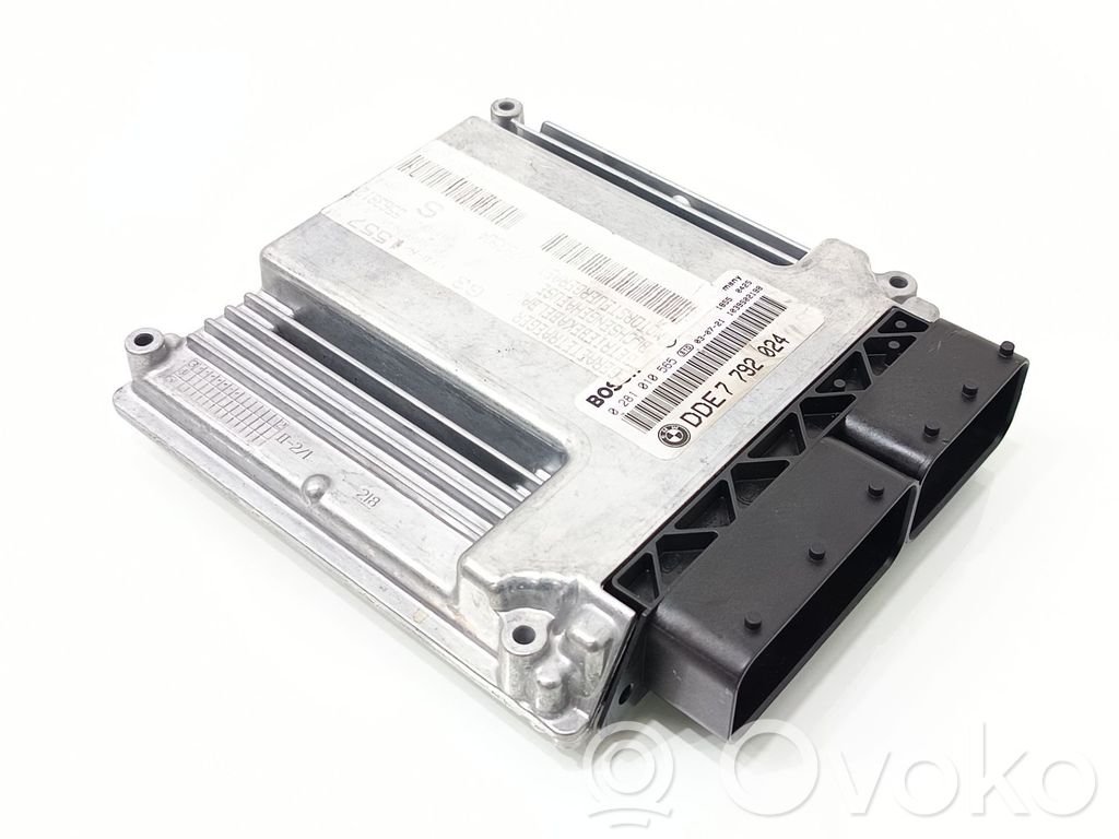 Unidad de control/módulo del motor   7792024