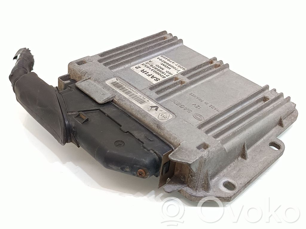 Renault Clio II Engine control unit/module 