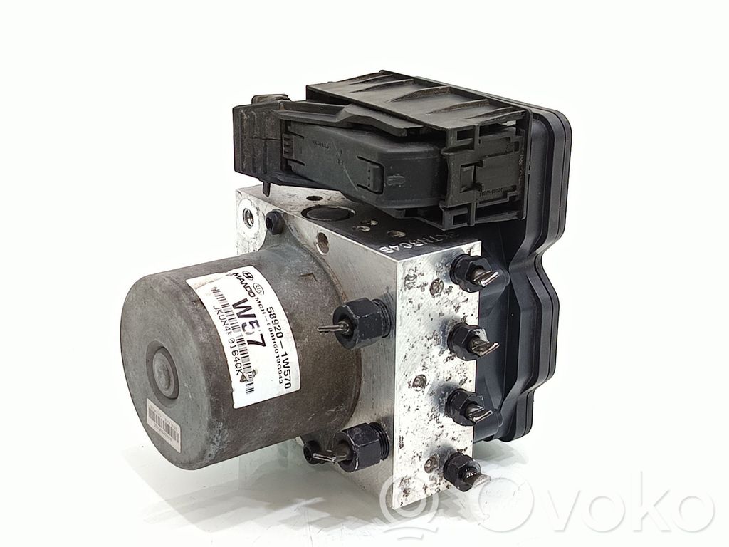 Bomba de ABS   589201W570