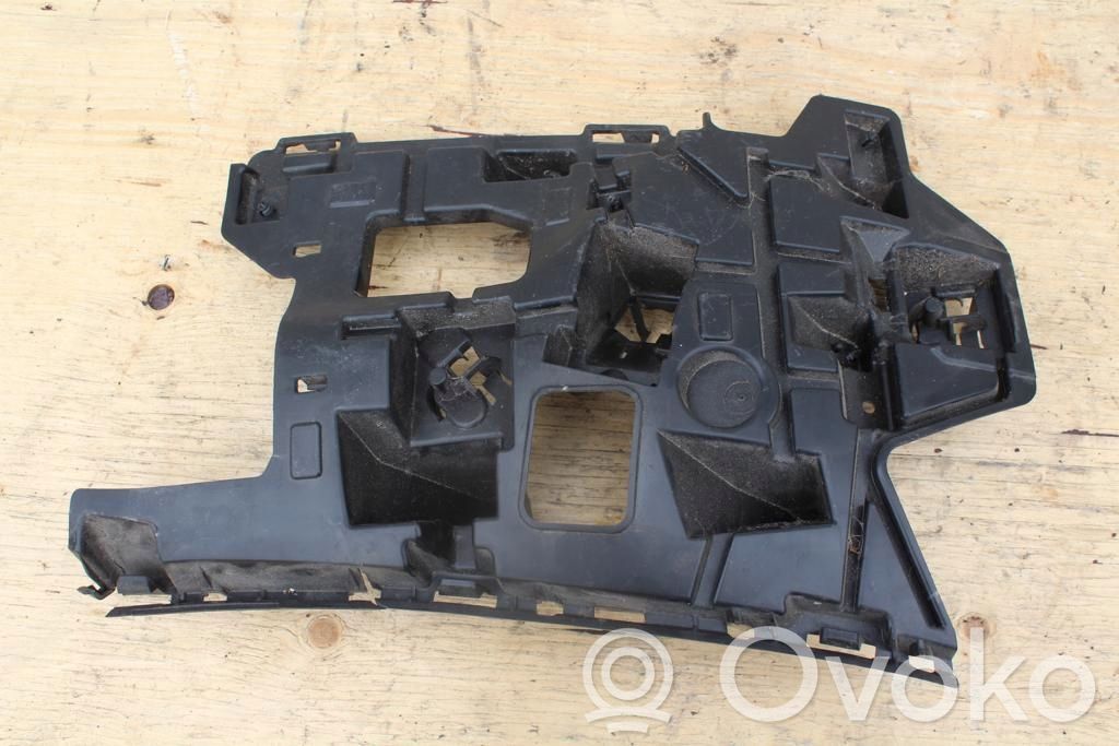 Volvo V40 Miglas lukturis priekšā 