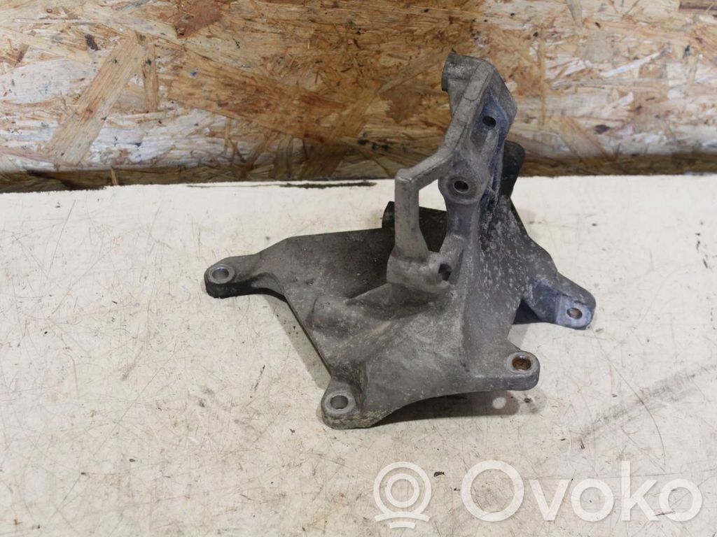 Subaru Forester SG A/C compressor mount bracket 