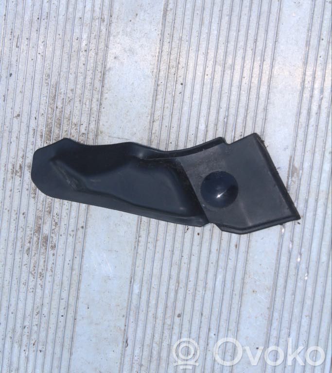 Lexus UX Fender end trim 