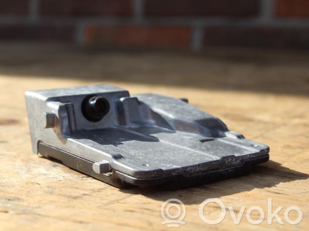 Lexus UX Windshield/windscreen camera 