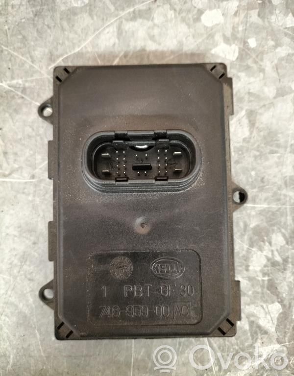 Audi A4 S4 B8 8K Engine control unit/module 